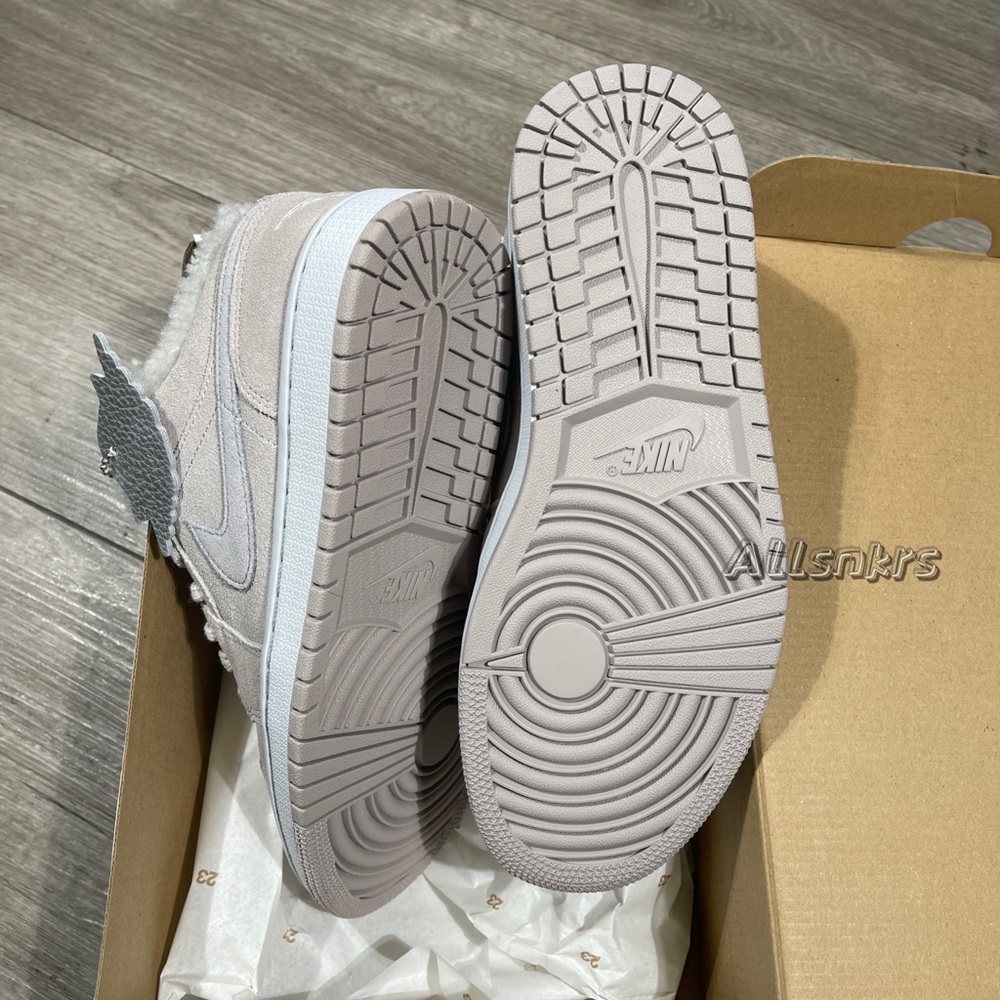 Air Jordan 1 Low Sherpa Fleece Women’s - Picture 10 of 10